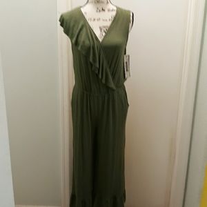 NWOT Spense dusty sage jumpsuit medium